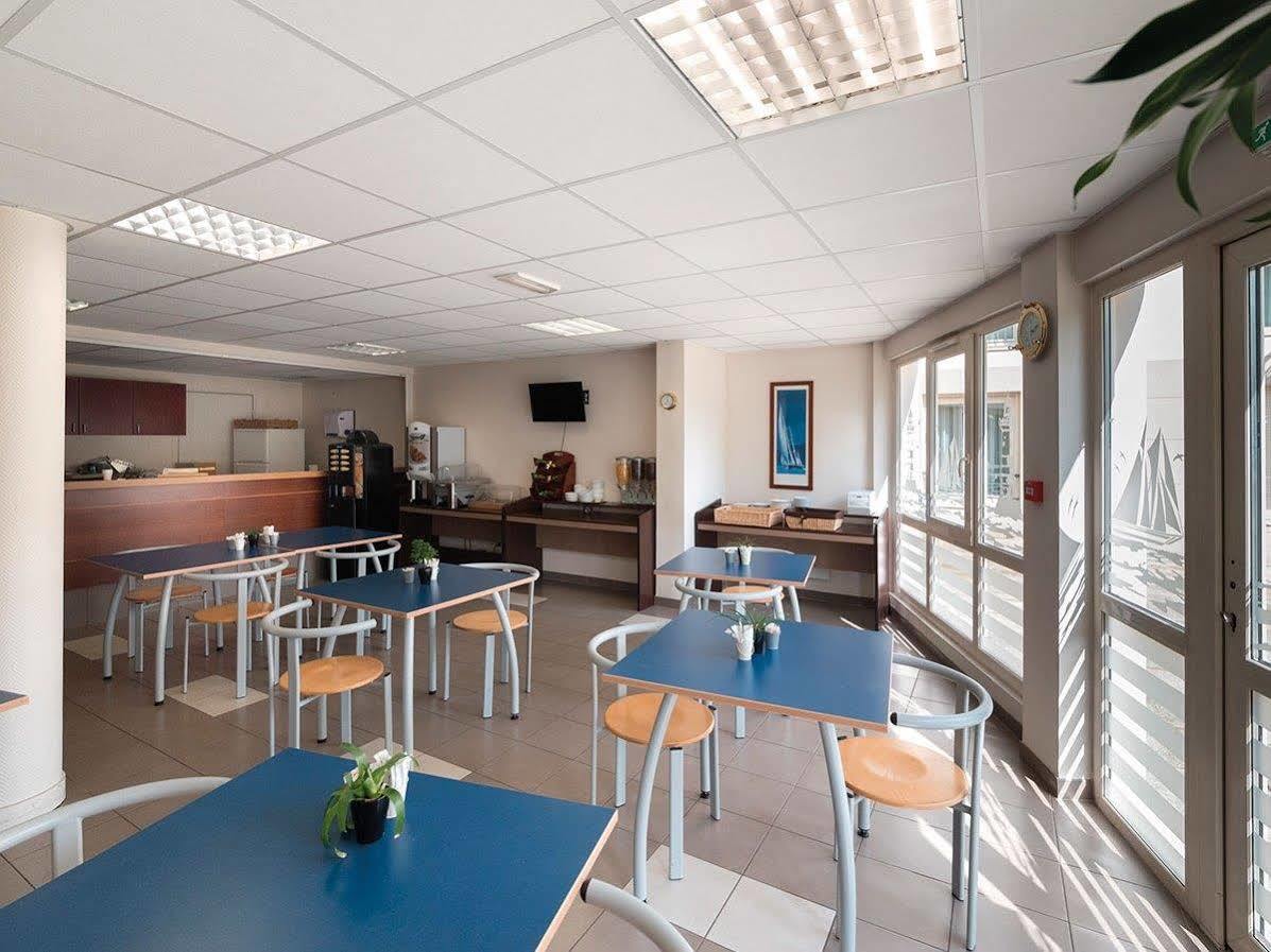 Appart'City Poissy Esterno foto